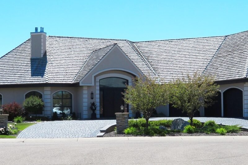 Descubre todo sobre la zona de Avda Pio XII 77 Madrid